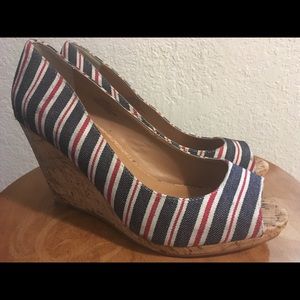 STRIPE HEELS